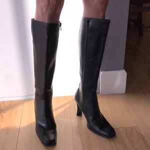 New black boots
